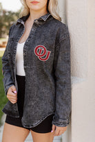 OKLAHOMA SOONERS HOME TEAM ADVANTAGE LIGHT-WASH DENIM OVERSHIRT BY MADI PREWETT