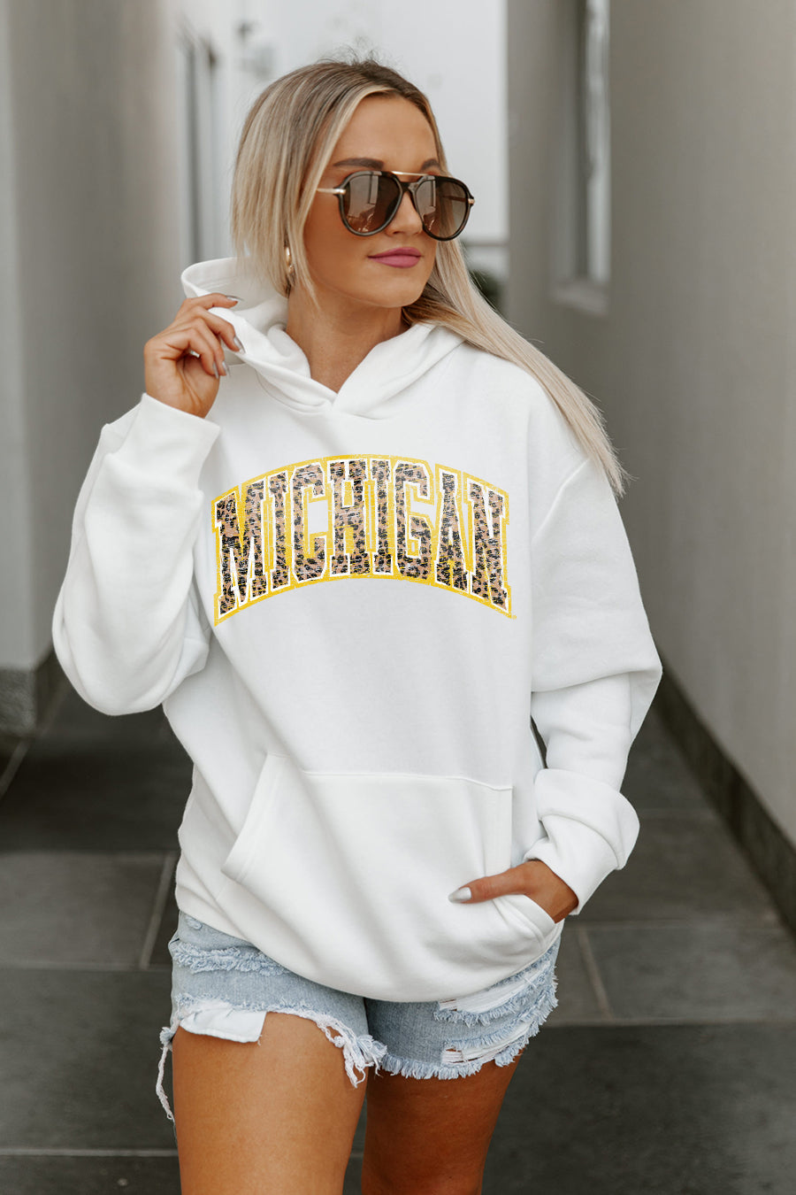 MICHIGAN WOLVERINES LEGACY PREMIUM FLEECE HOODED PULLOVER