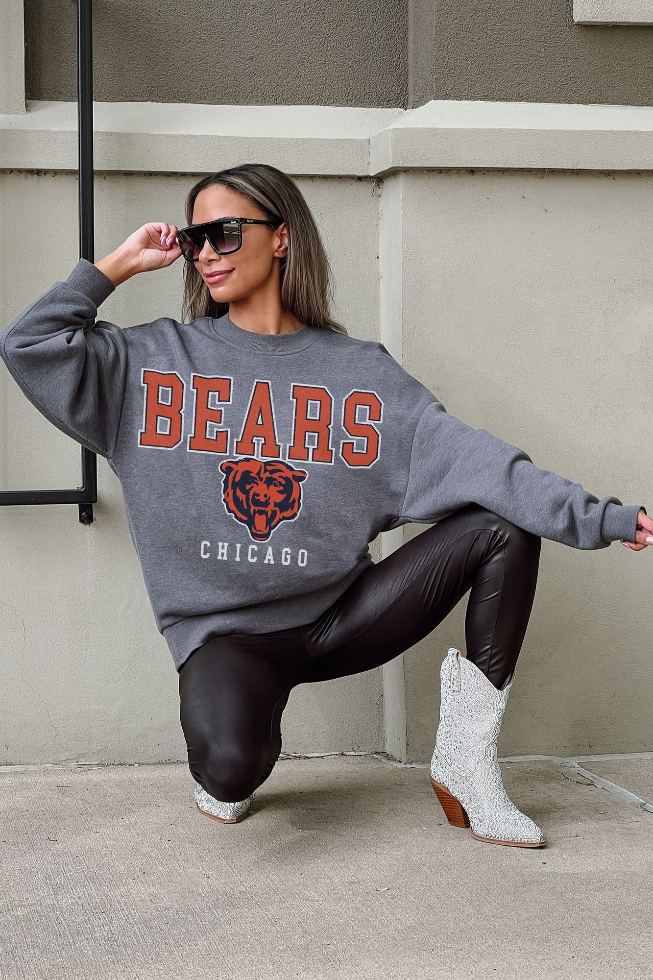 CHICAGO BEARS BRING THE ENERGY PREMIUM FLEECE DROP SHOULDER CREWNECK PULLOVER