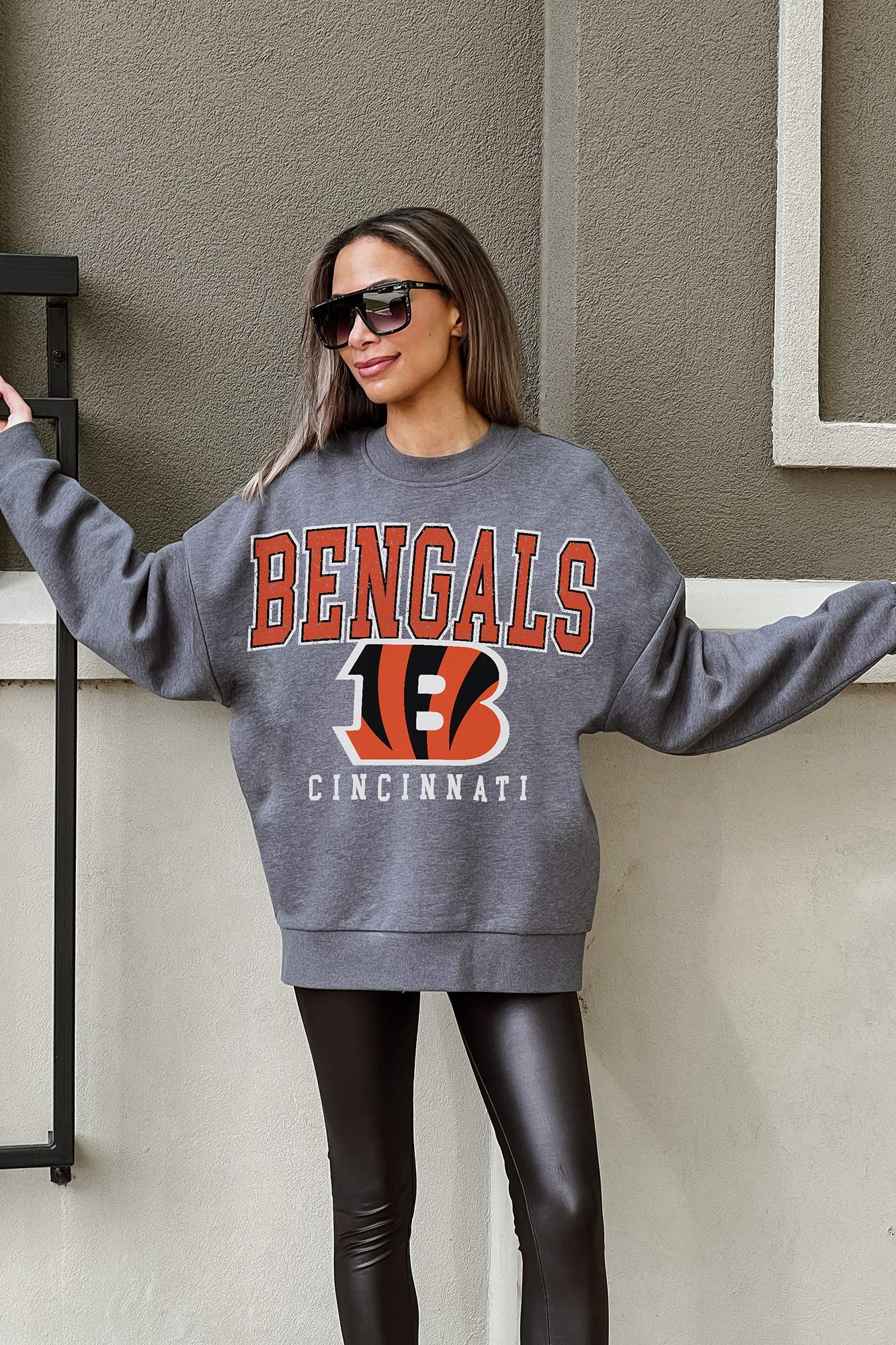 Women's Cincinnati Bengals Graphic Crew Sweatshirt, Women's Tops