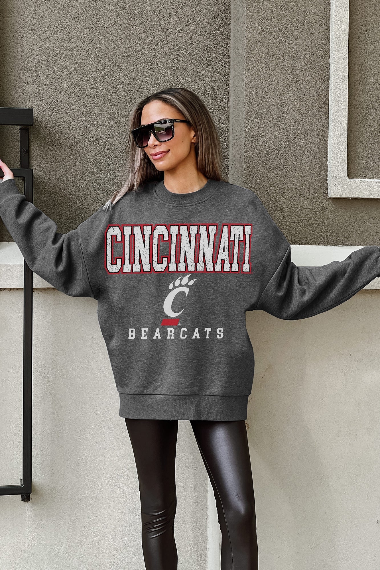 CINCINNATI BEARCATS EASY STREET PREMIUM FLEECE DROP SHOULDER CREWNECK PULLOVER