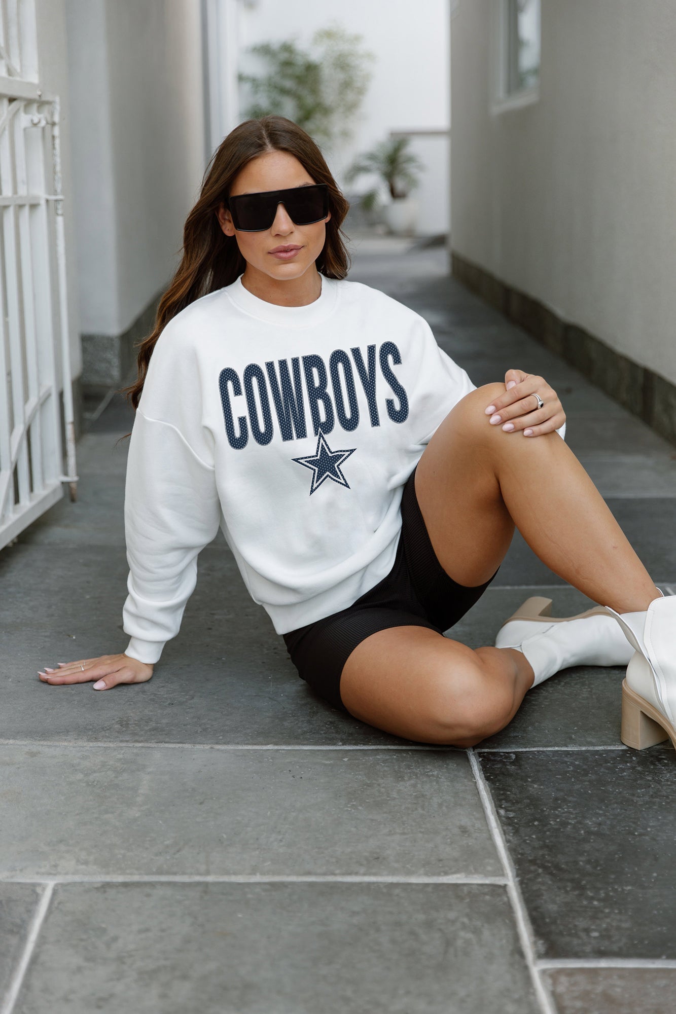 : Dallas Cowboys NFL Check Down Juniors Hoodless Sweatshirt,  White/Gray/Navy, S : Sports & Outdoors