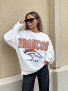 DENVER BRONCOS SUNDAY DRIVES PREMIUM FLEECE DROP SHOULDER CREWNECK PULLOVER