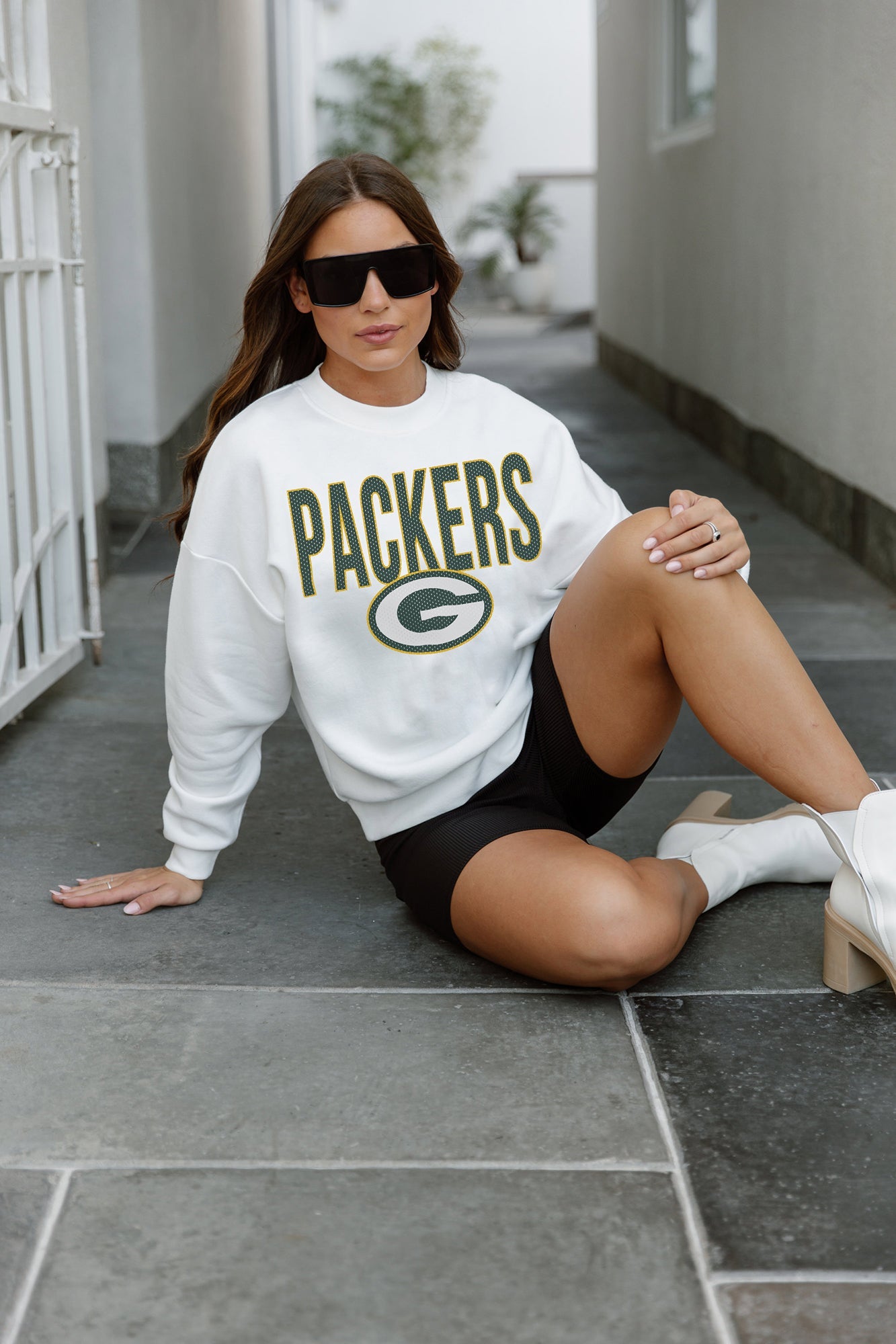 Women's Gameday Couture White Green Bay Packers End Zone Envy Mock Neck Fleece Pullover Sweatshirt Size: Medium