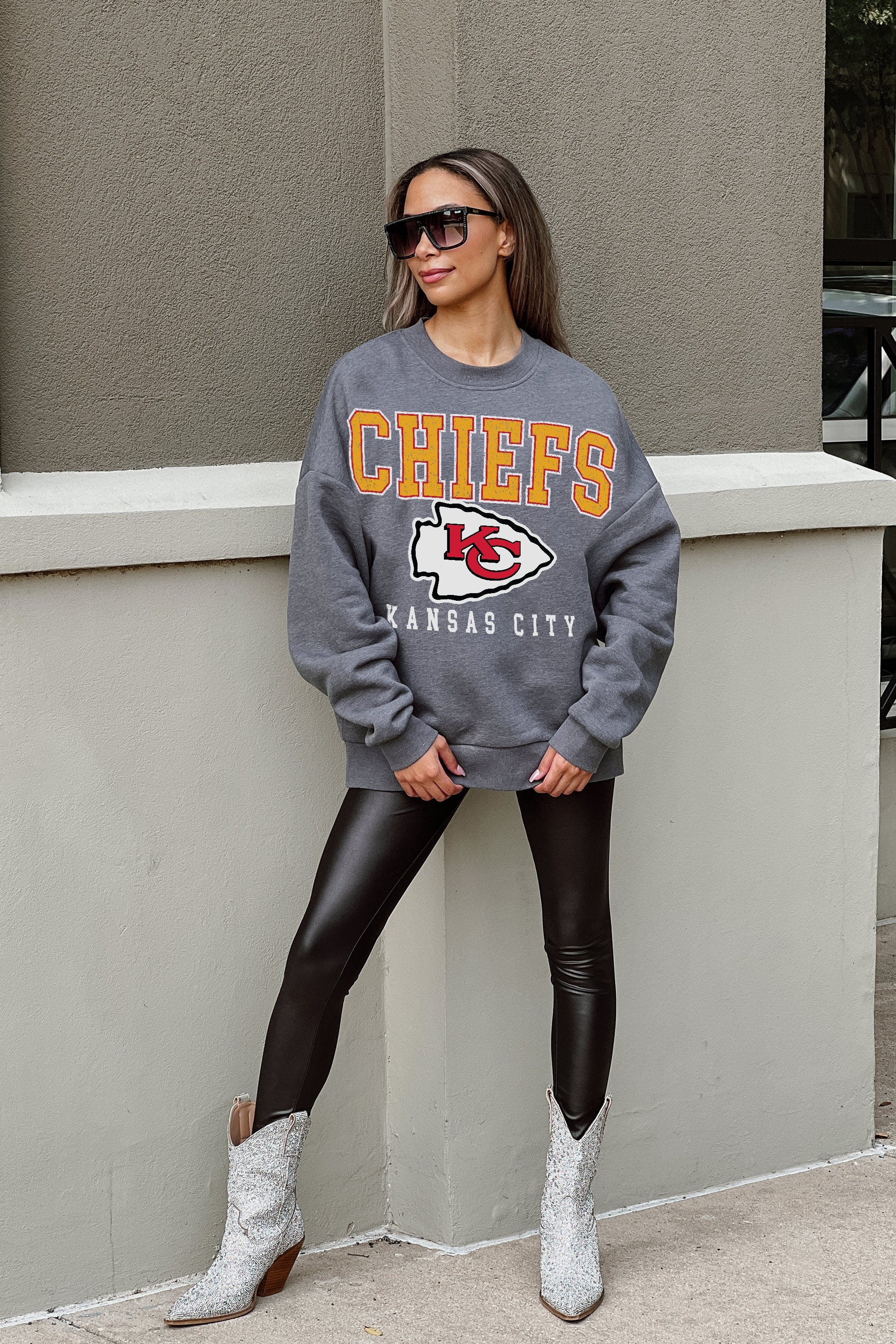 KANSAS CITY CHIEFS BRING THE ENERGY PREMIUM FLEECE DROP SHOULDER CREWNECK PULLOVER