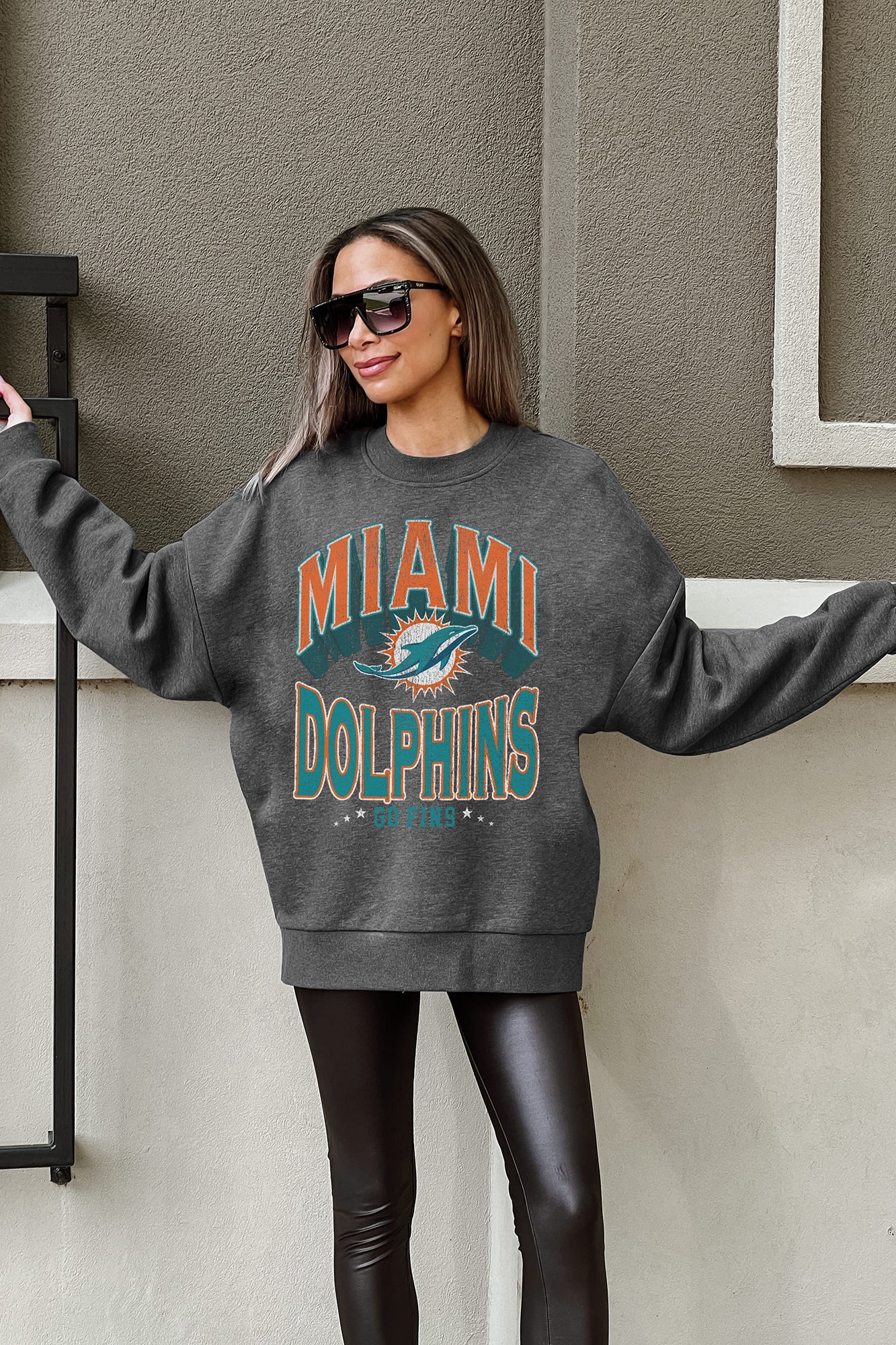 MIAMI DOLPHINS LONG WEEKEND PREMIUM FLEECE DROP SHOULDER CREWNECK PULLOVER