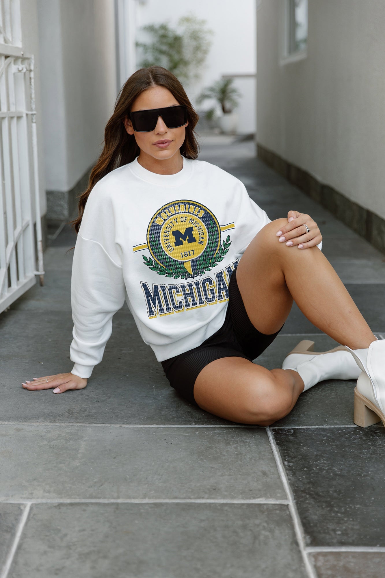 MICHIGAN WOLVERINES HOT SHOT PREMIUM FLEECE DROP SHOULDER CREWNECK PULLOVER