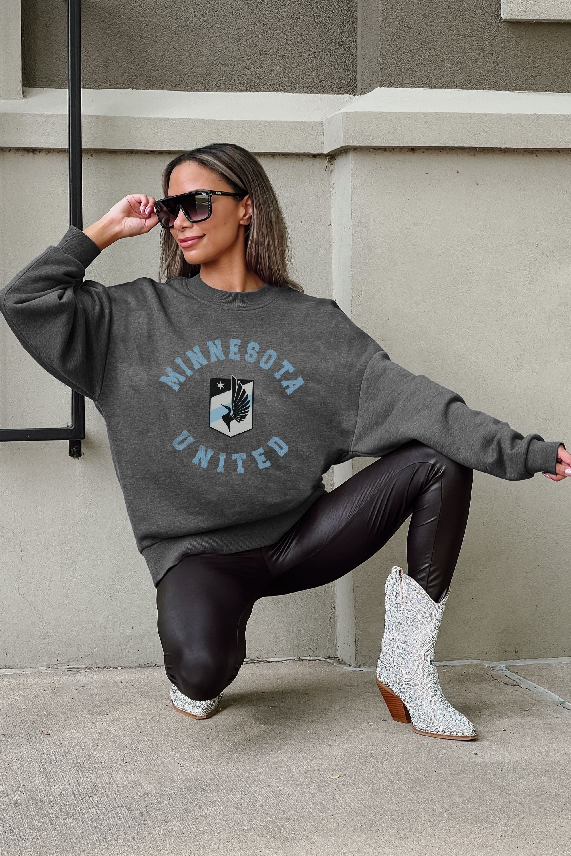 MINNESOTA UNITED KICK BACK PREMIUM FLEECE DROP SHOULDER CREWNECK PULLOVER