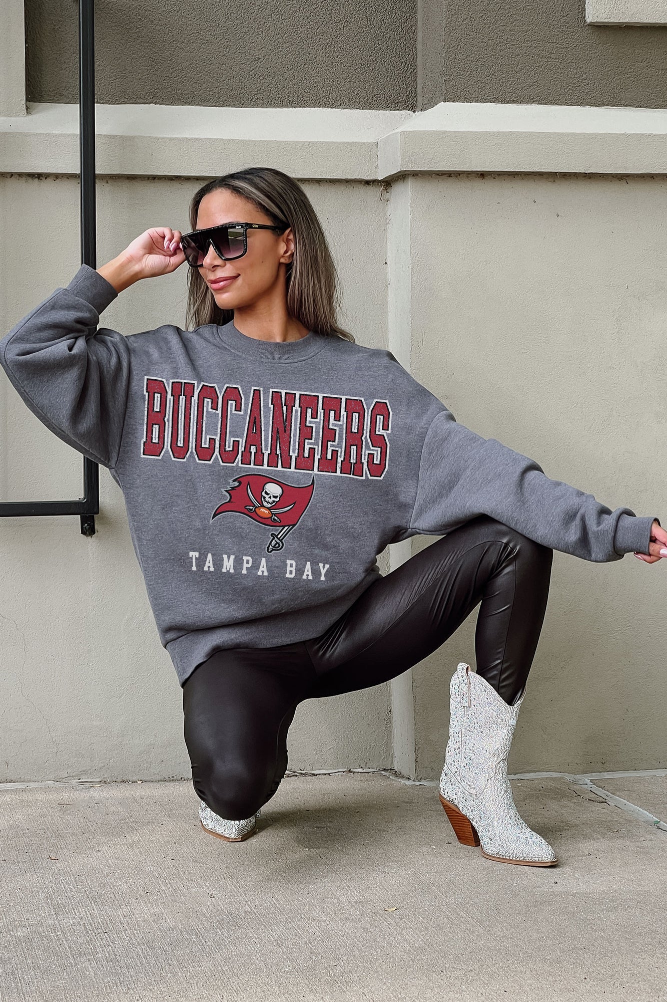 GC x NFL Tampa Bay Buccaneers Bring The Energy Premium Fleece Drop Shoulder Crewneck Pullover S / Charcoal