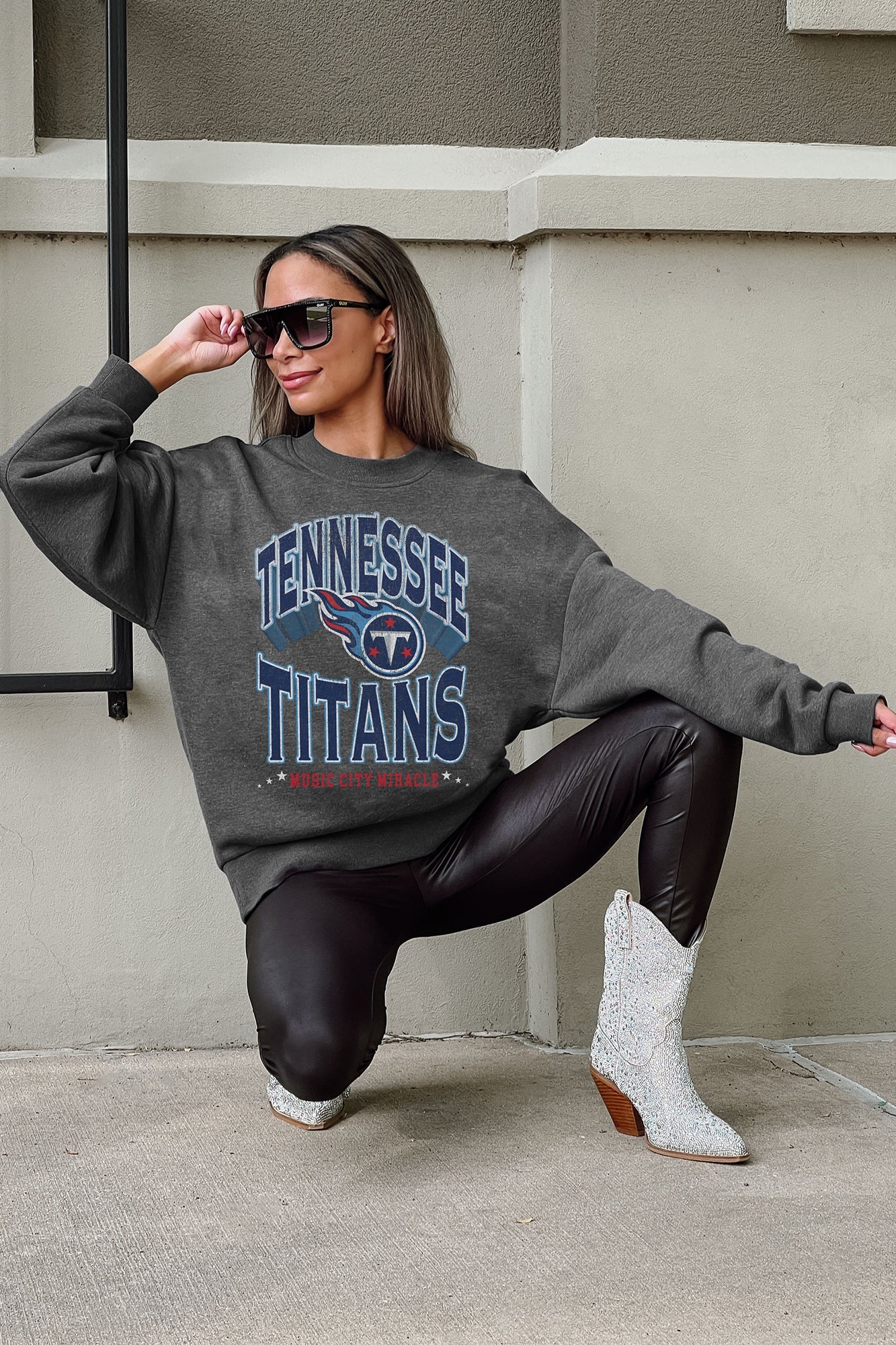 TENNESSEE TITANS LONG WEEKEND PREMIUM FLEECE DROP SHOULDER CREWNECK PULLOVER