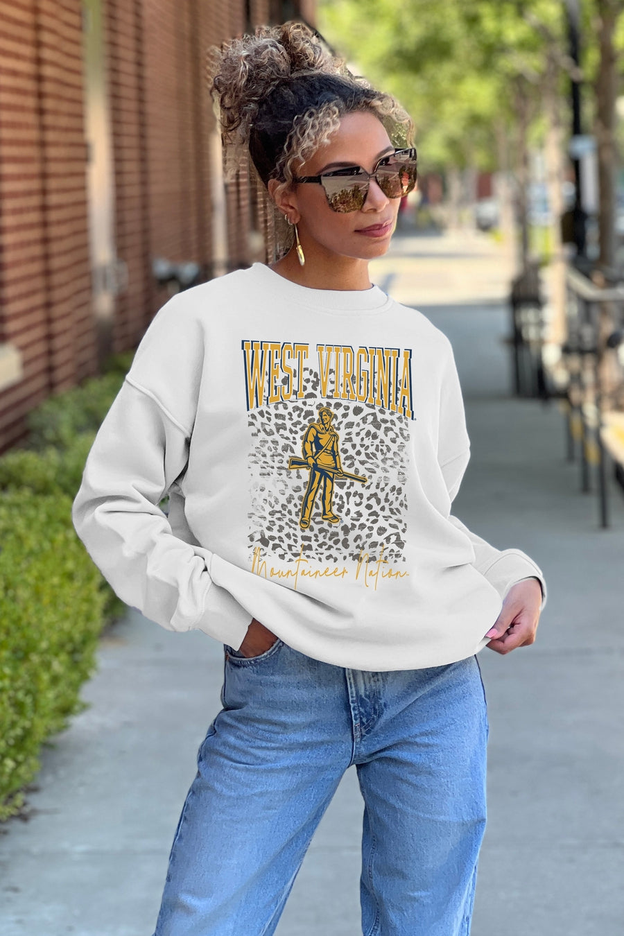 WEST VIRGINIA MOUNTAINEERS WILD GAME PREMIUM FLEECE DROP SHOULDER CREWNECK PULLOVER