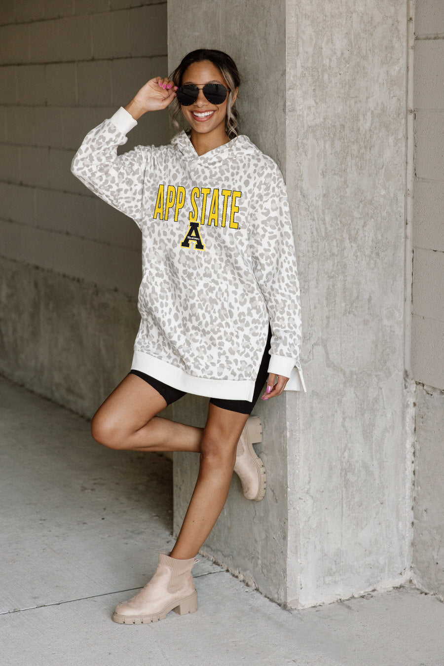 APPALACHIAN STATE MOUNTAINEERS FIERCE FAN SIDE SPLIT LEOPARD HOODIE