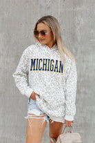 MICHIGAN WOLVERINES OVERSIZED SIDE-SLIT HOODED PULLOVER