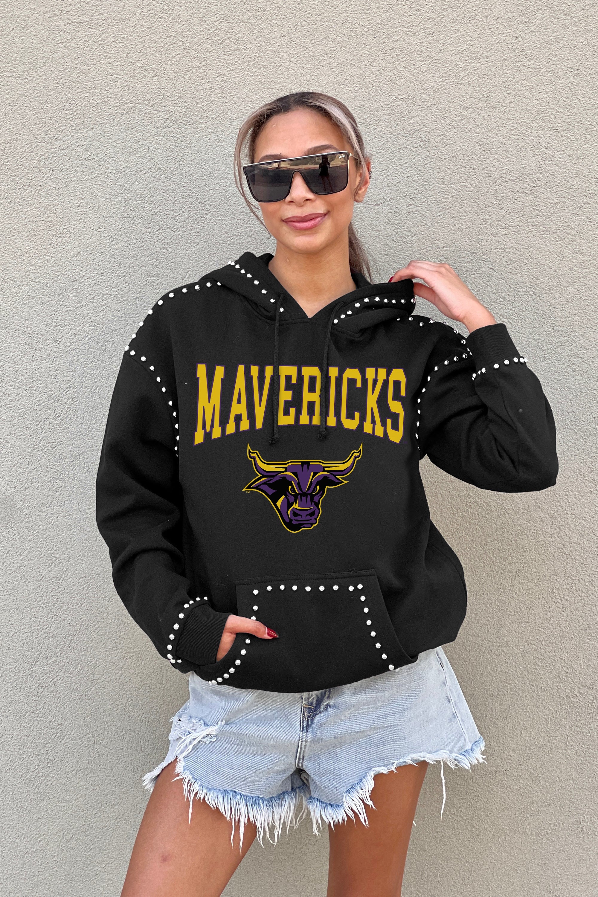 MINNESOTA STATE MANKATO MAVERICKS BELLE OF THE BALL STUDDED DETAIL FLEECE FRONT POCKET HOODIE