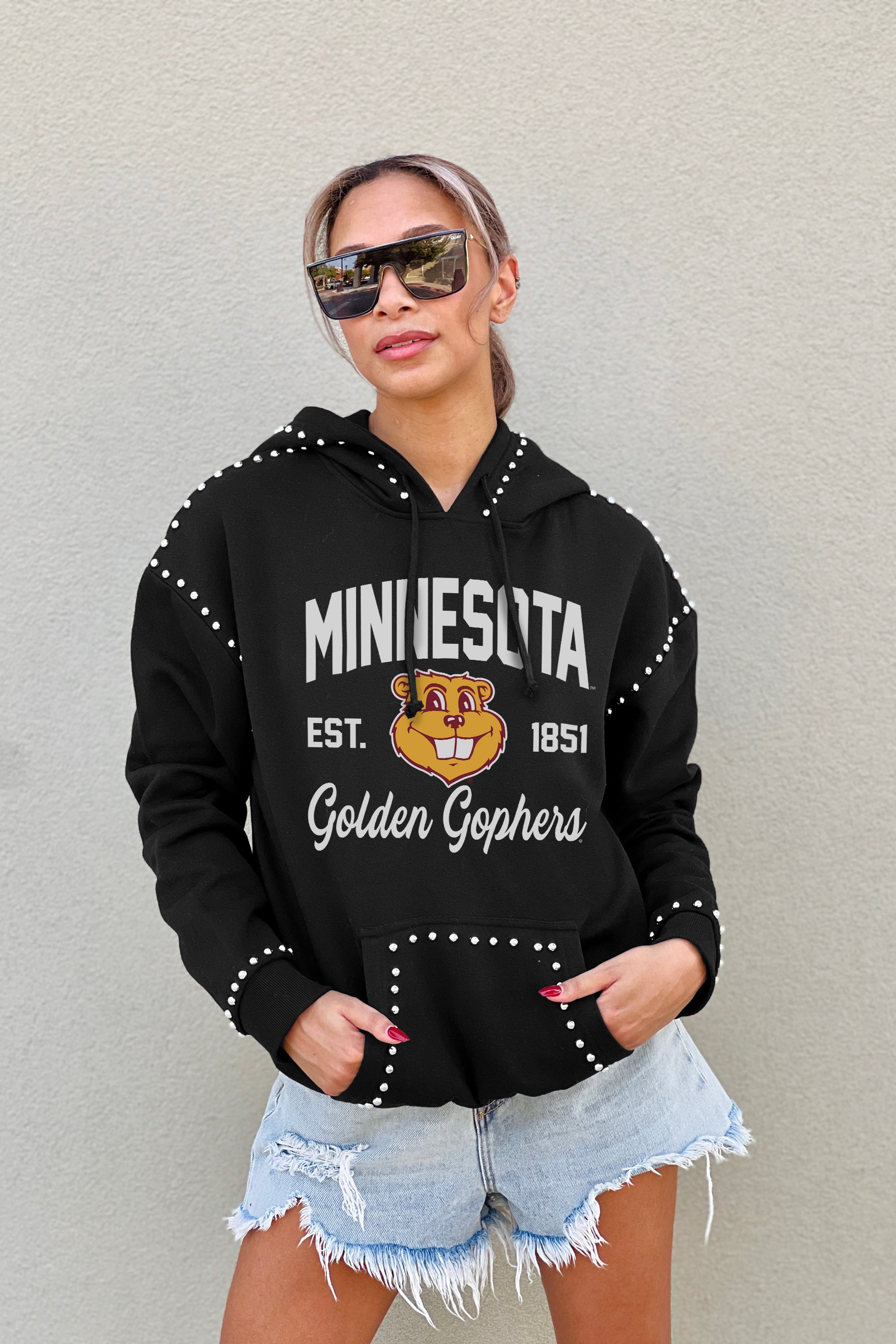 MINNESOTA GOLDEN GOPHERS HERE FOR IT STUDDED DETAIL FLEECE FRONT POCKET HOODIE