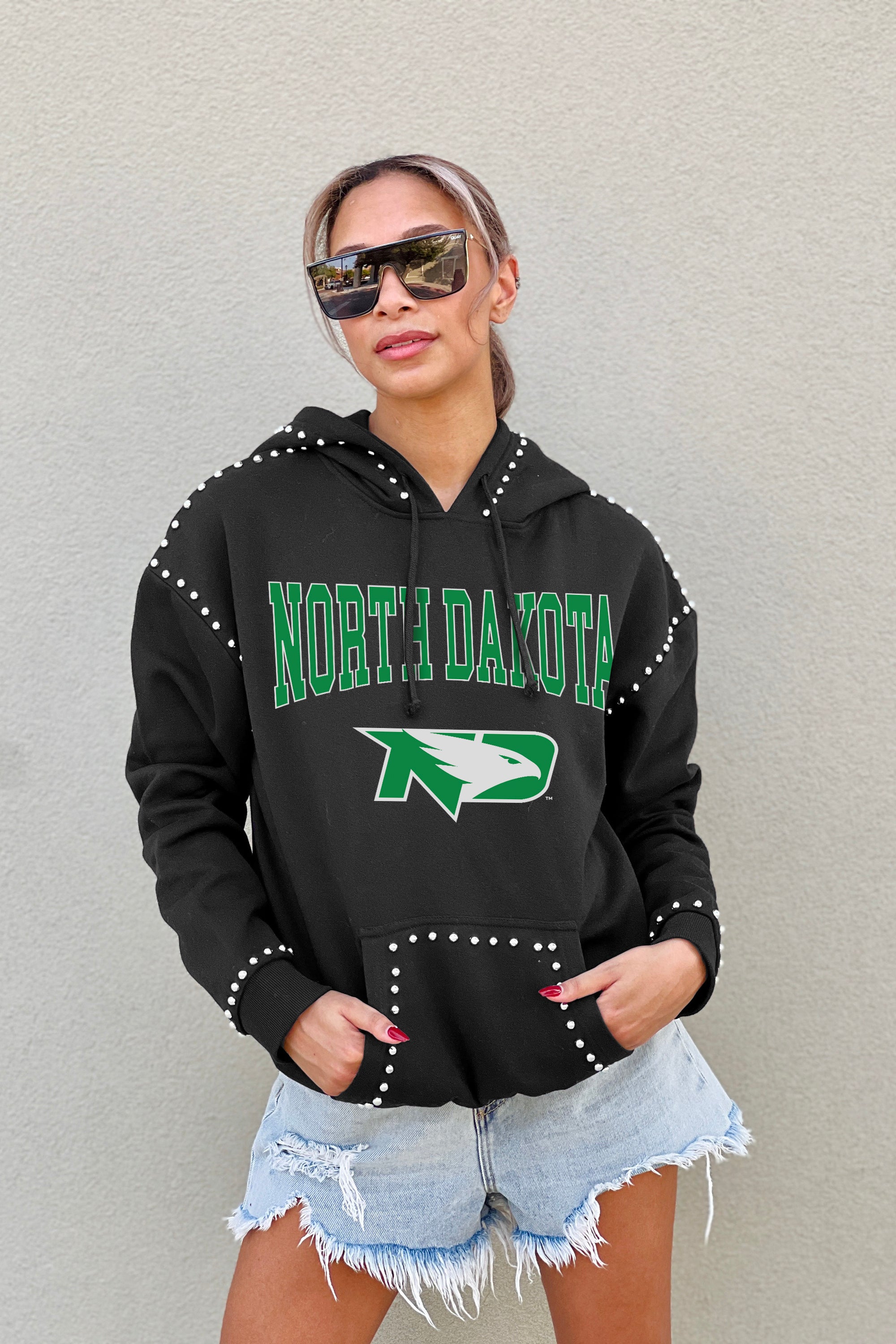 NORTH DAKOTA FIGHTING HAWKS BELLE OF THE BALL STUDDED DETAIL FLEECE FRONT POCKET HOODIE