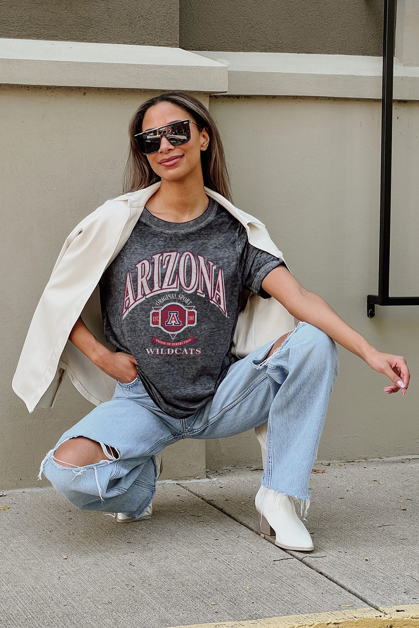 ARIZONA WILDCATS SWITCH IT UP ACID WASH BOYFRIEND TEE