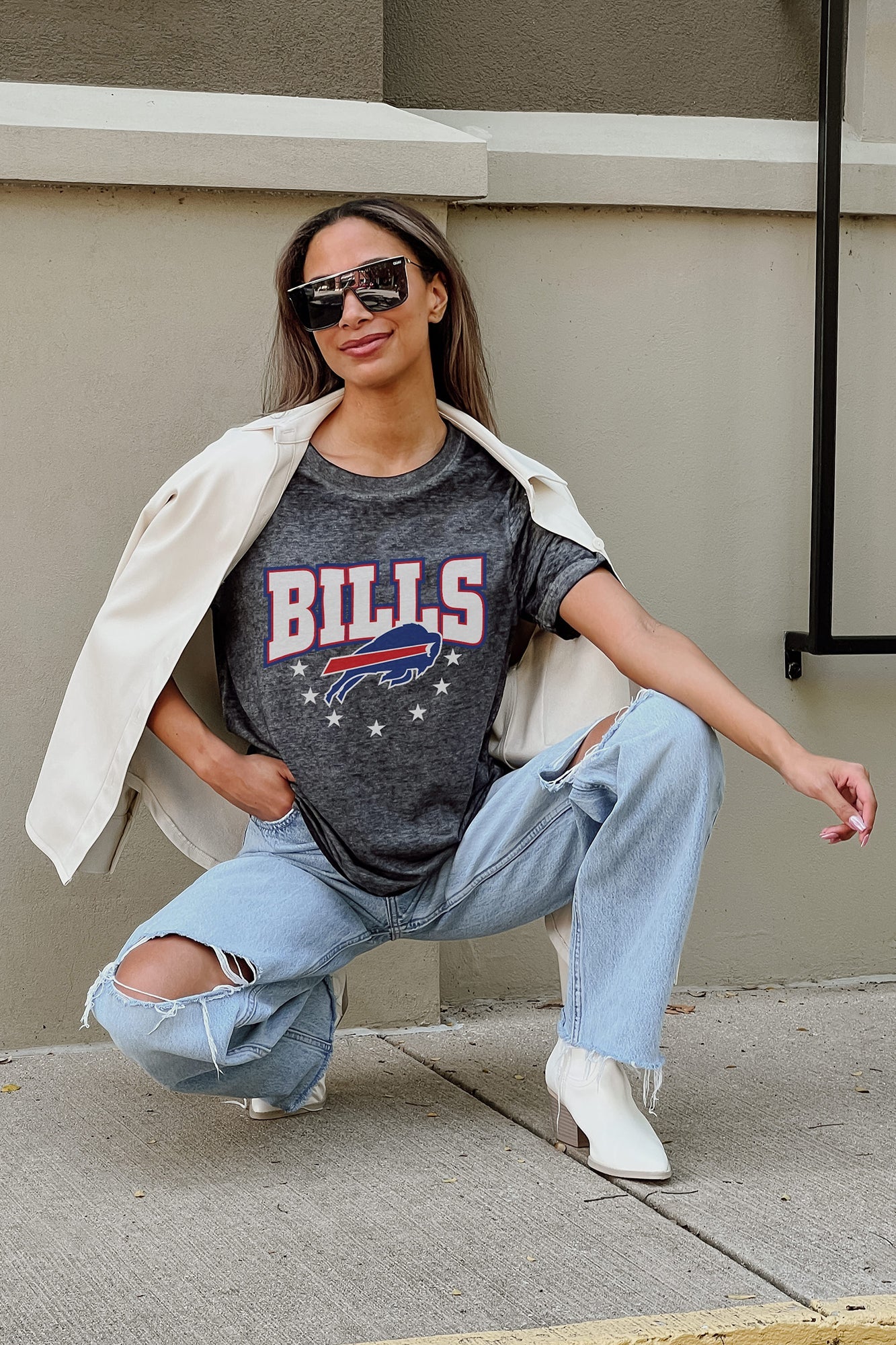 BUFFALO BILLS CAN'T CATCH ME ACID WASH BOYFRIEND TEE