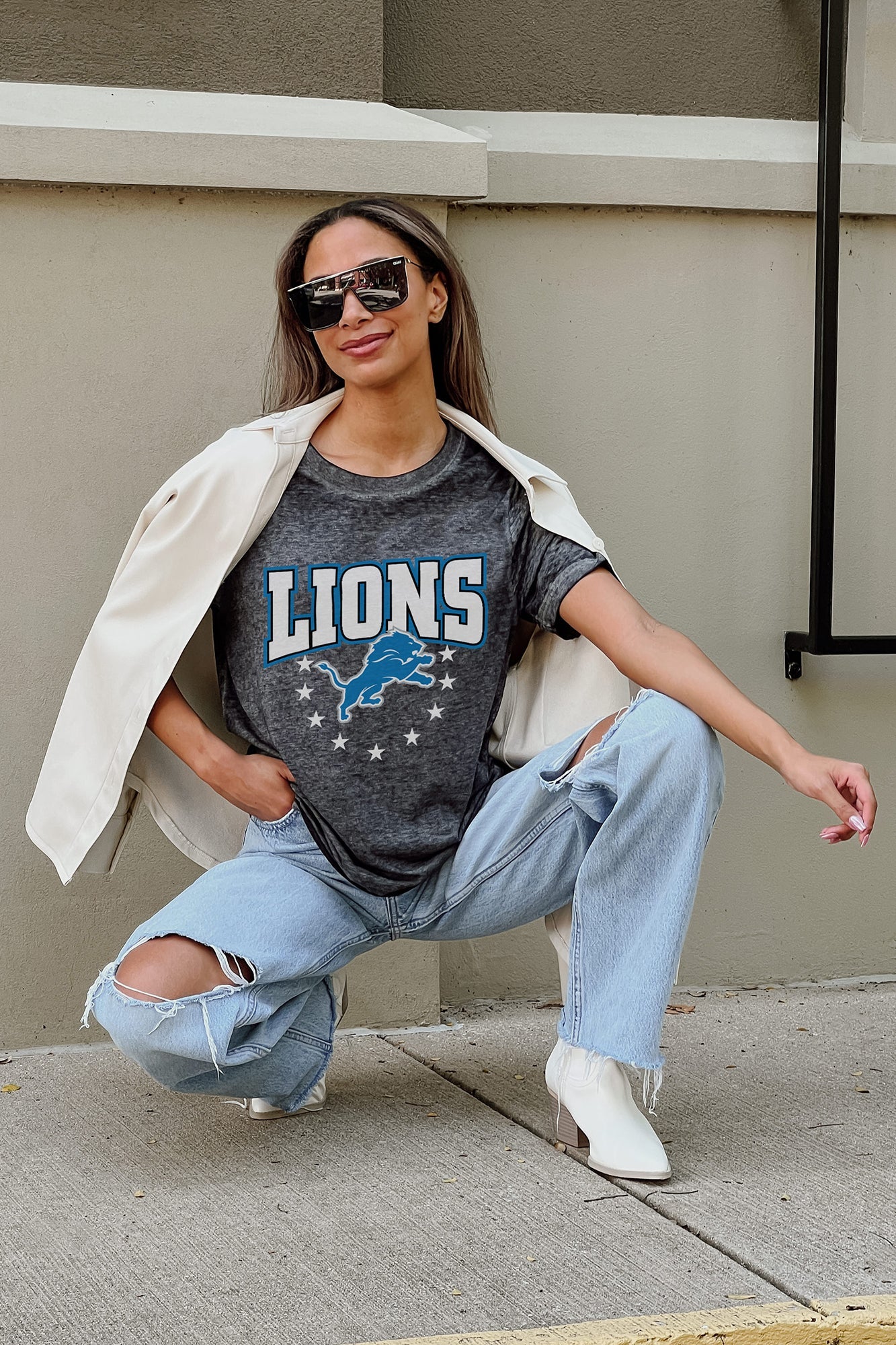 DETROIT LIONS CAN'T CATCH ME ACID WASH BOYFRIEND TEE