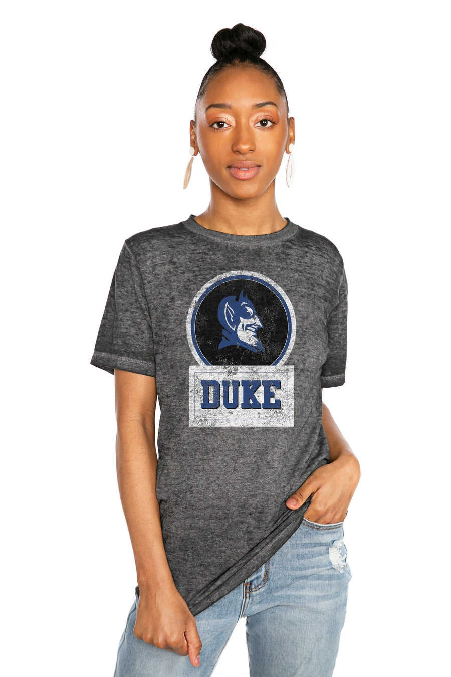 DUKE BLUE DEVILS GOOD VIBES ACID WASH BOYFRIEND TEE