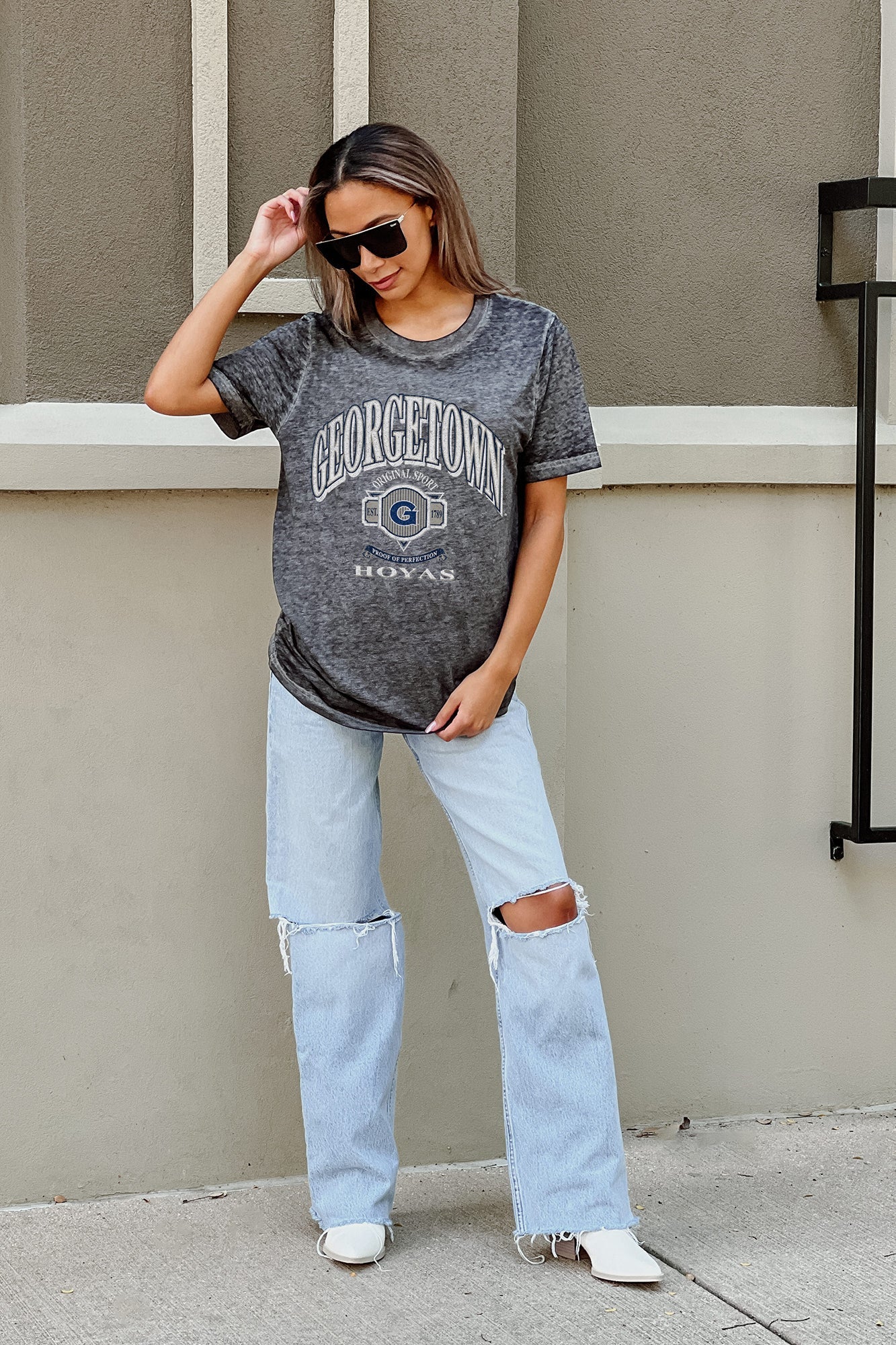 GEORGETOWN HOYAS SWITCH IT UP ACID WASH BOYFRIEND TEE