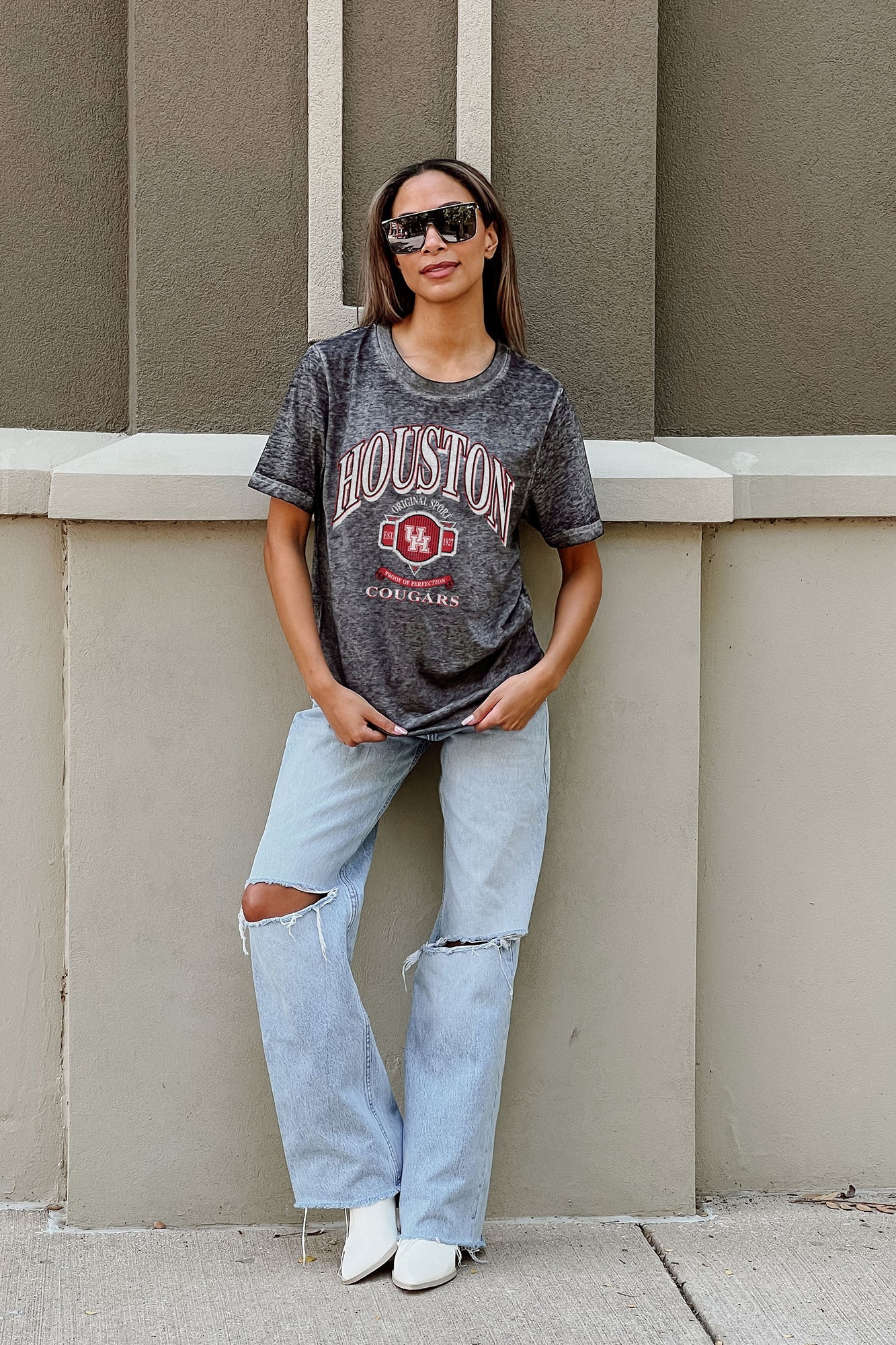 HOUSTON COUGARS SWITCH IT UP ACID WASH BOYFRIEND TEE