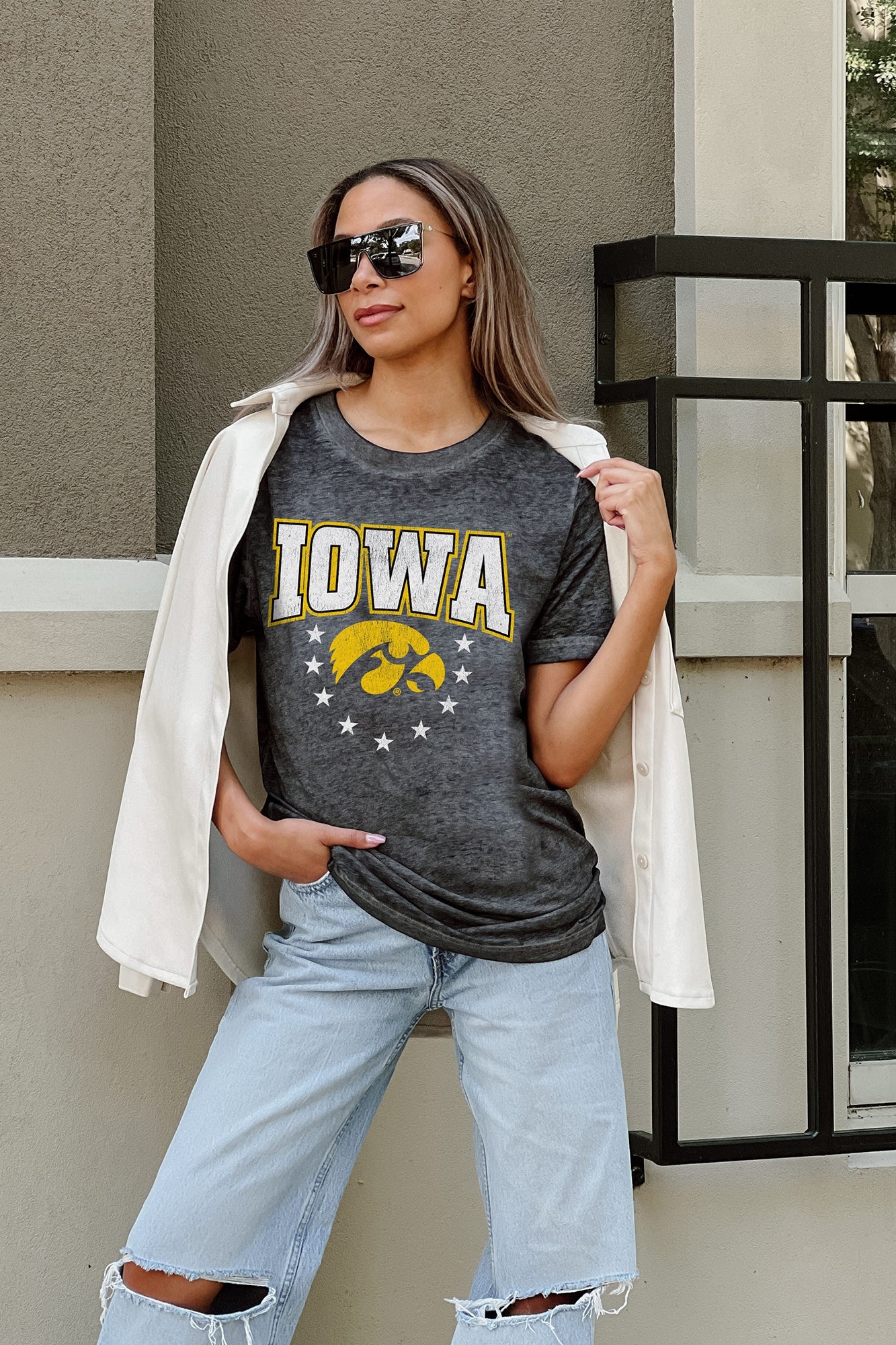 IOWA HAWKEYES SPRINT TO THE FINISH ACID WASH BOYFRIEND TEE