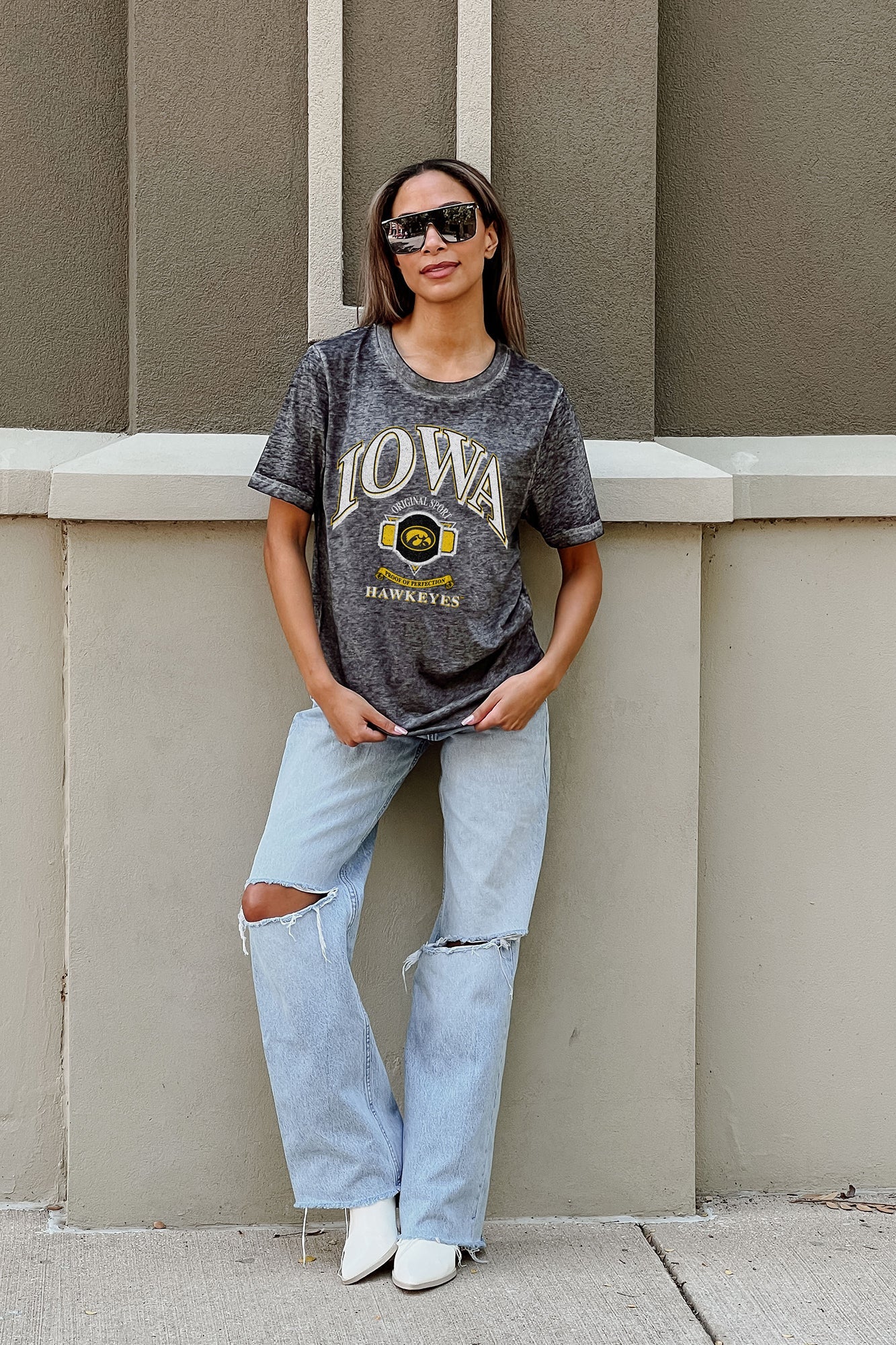 IOWA HAWKEYES SWITCH IT UP ACID WASH BOYFRIEND TEE