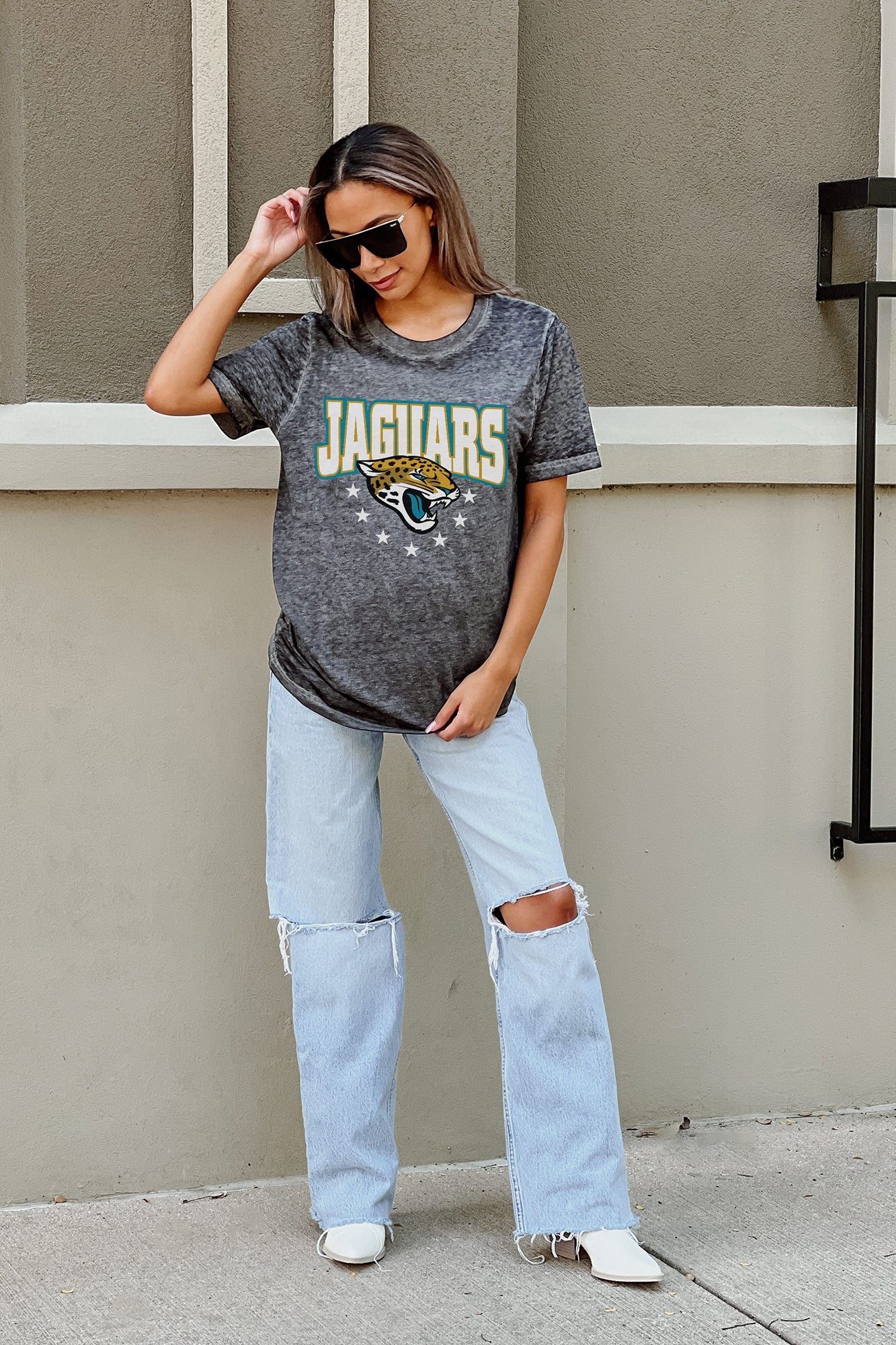 JACKSONVILLE JAGUARS CAN'T CATCH ME ACID WASH BOYFRIEND TEE