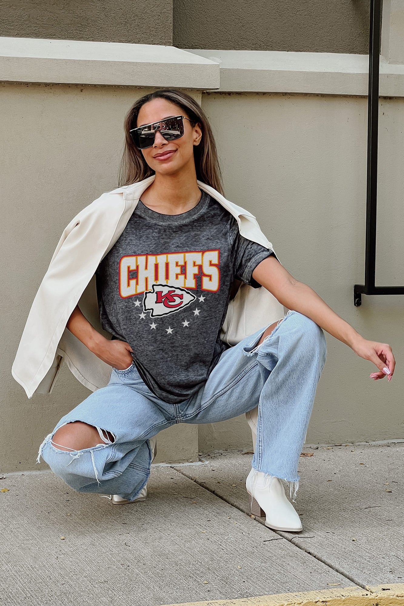 KANSAS CITY CHIEFS CAN'T CATCH ME ACID WASH BOYFRIEND TEE