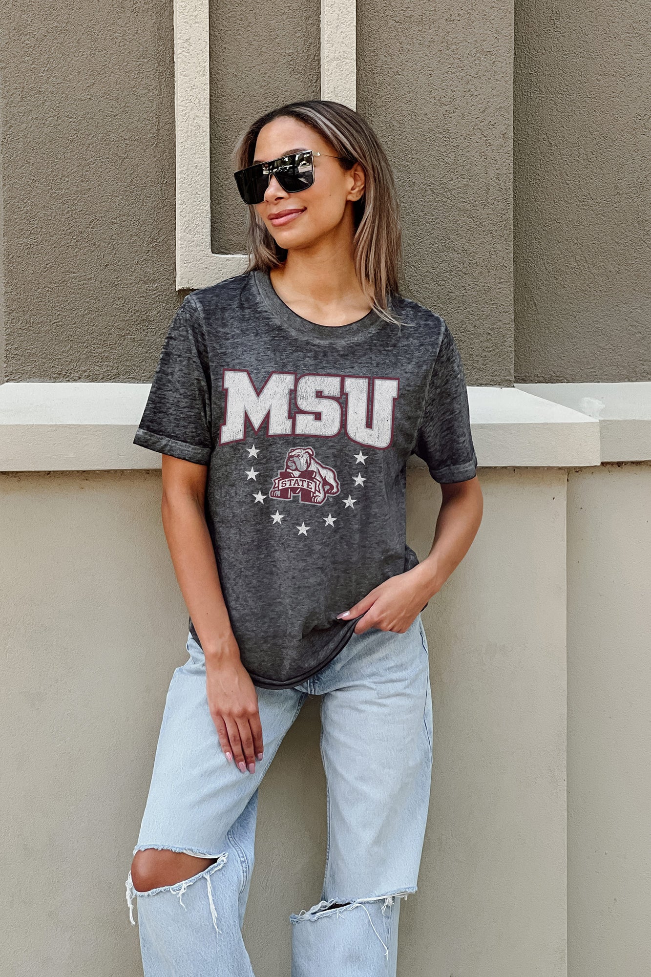 MISSISSIPPI STATE BULLDOGS SPRINT TO THE FINISH ACID WASH BOYFRIEND TEE