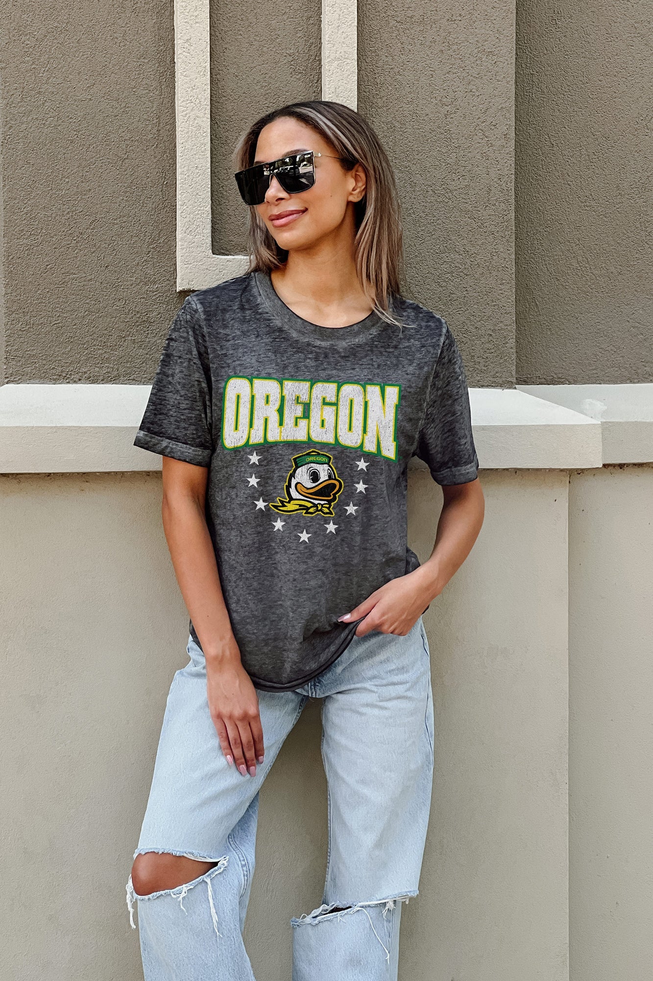 OREGON DUCKS SPRINT TO THE FINISH ACID WASH BOYFRIEND TEE