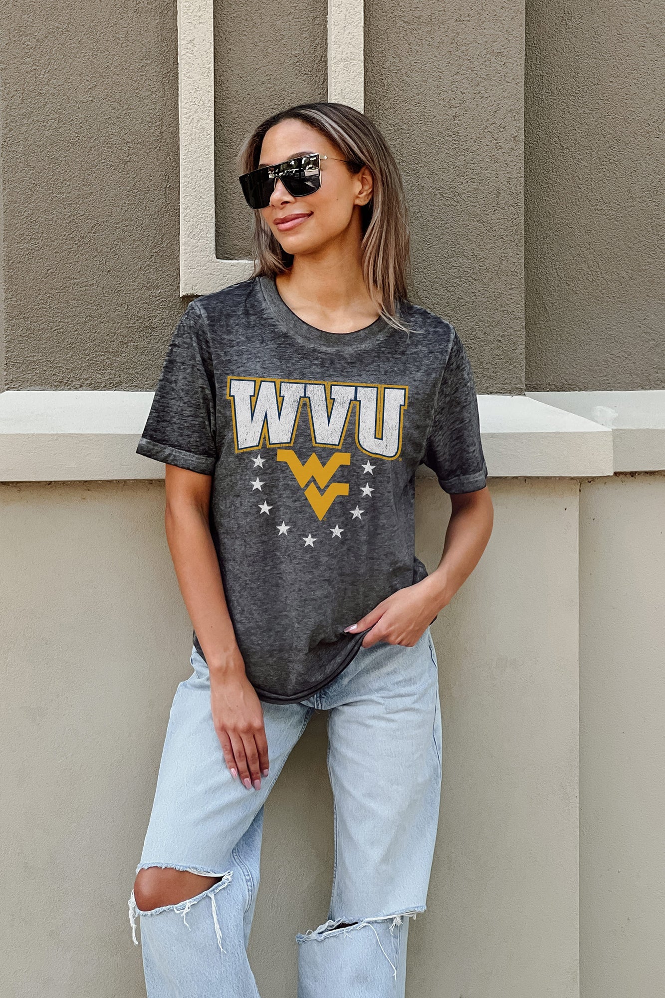 WEST VIRGINIA MOUNTAINEERS SPRINT TO THE FINISH ACID WASH BOYFRIEND TEE