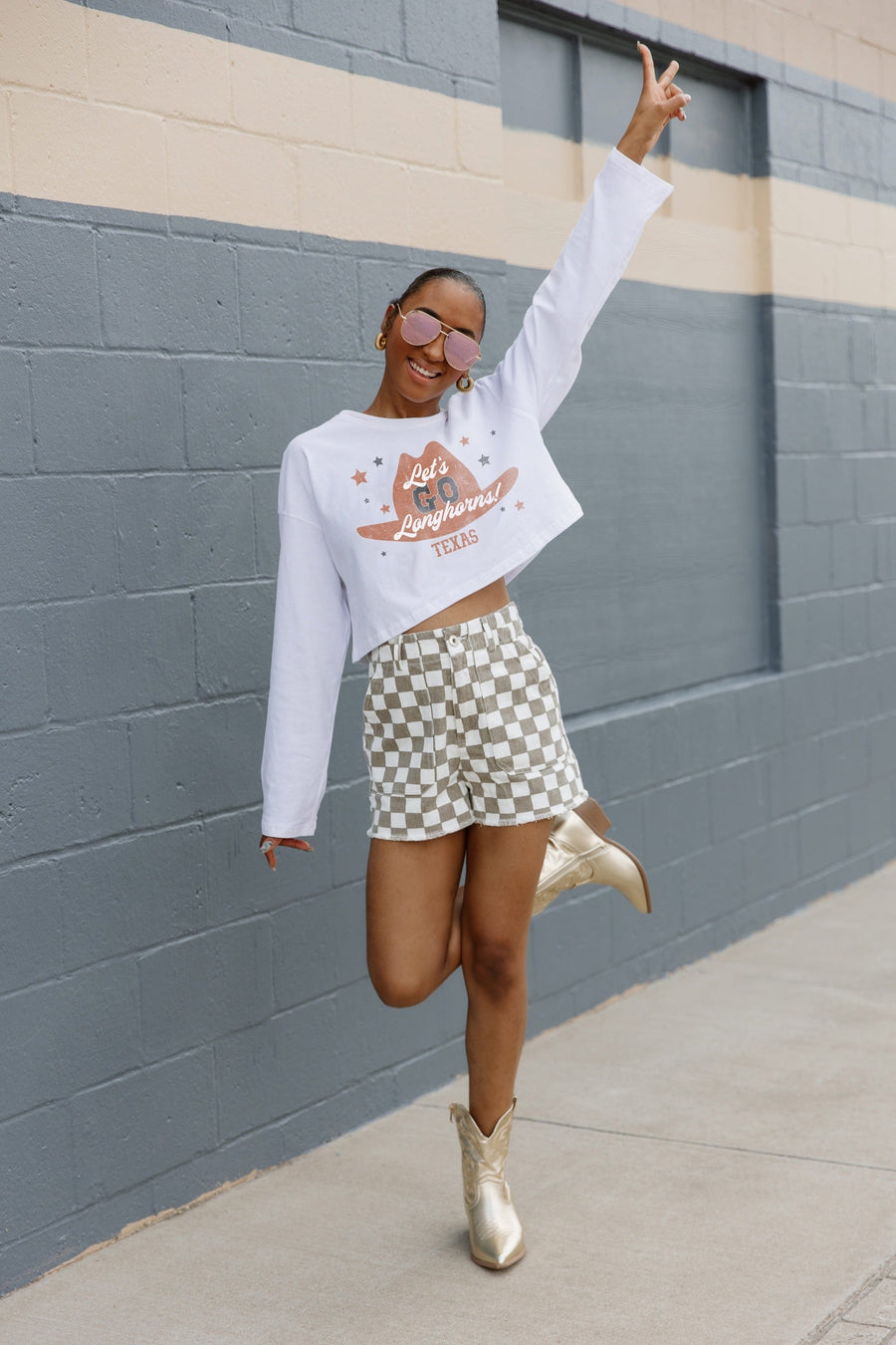 TEXAS LONGHORNS HATS OFF LONG SLEEVE BOXY CROP TEE