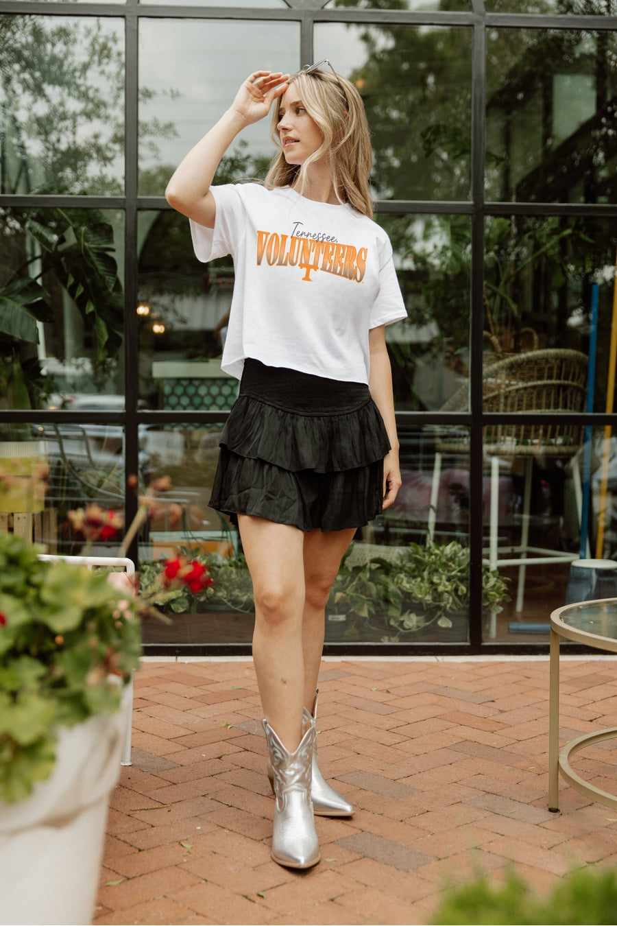 TENNESSEE VOLUNTEERS GO THE DISTANCE CLASSIC CROP TEE