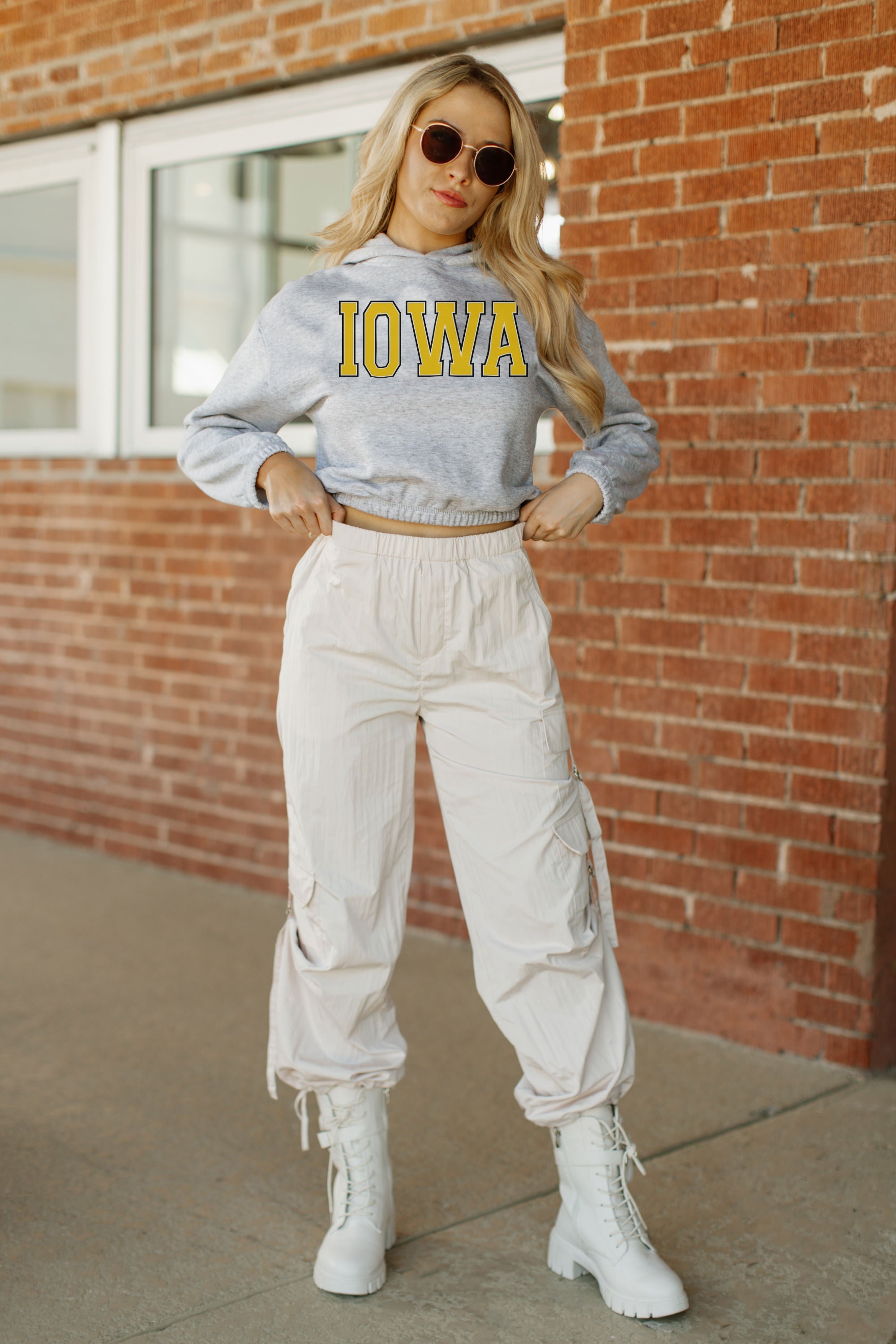 IOWA HAWKEYES HEADED TO VICTORY BANDED CROPPED HOODIE BY MADI PREWETT